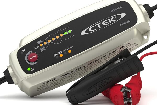 CTEK MXS 5.0: Най-Продвинатото Зарядно за Вашата Батерия!